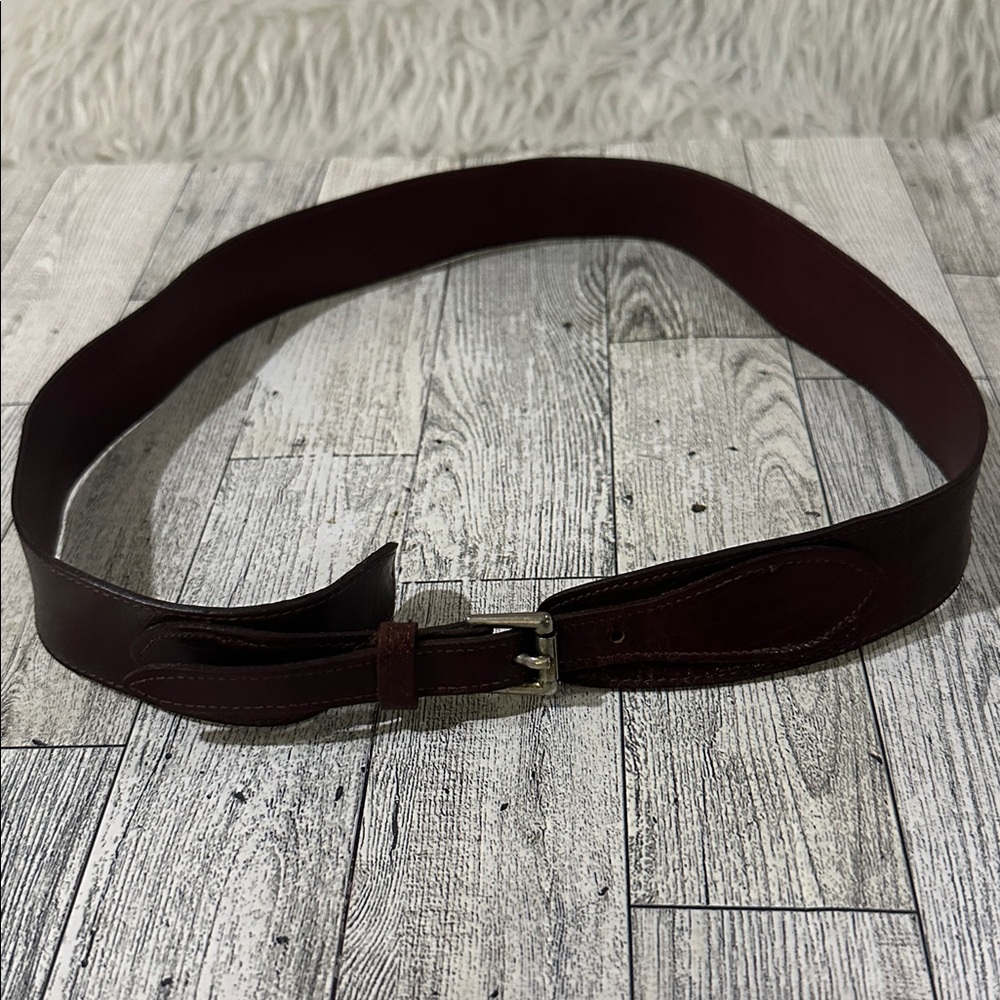Vintage Omega Brown Leather Skinny Belt Gold Hardware Sz medium